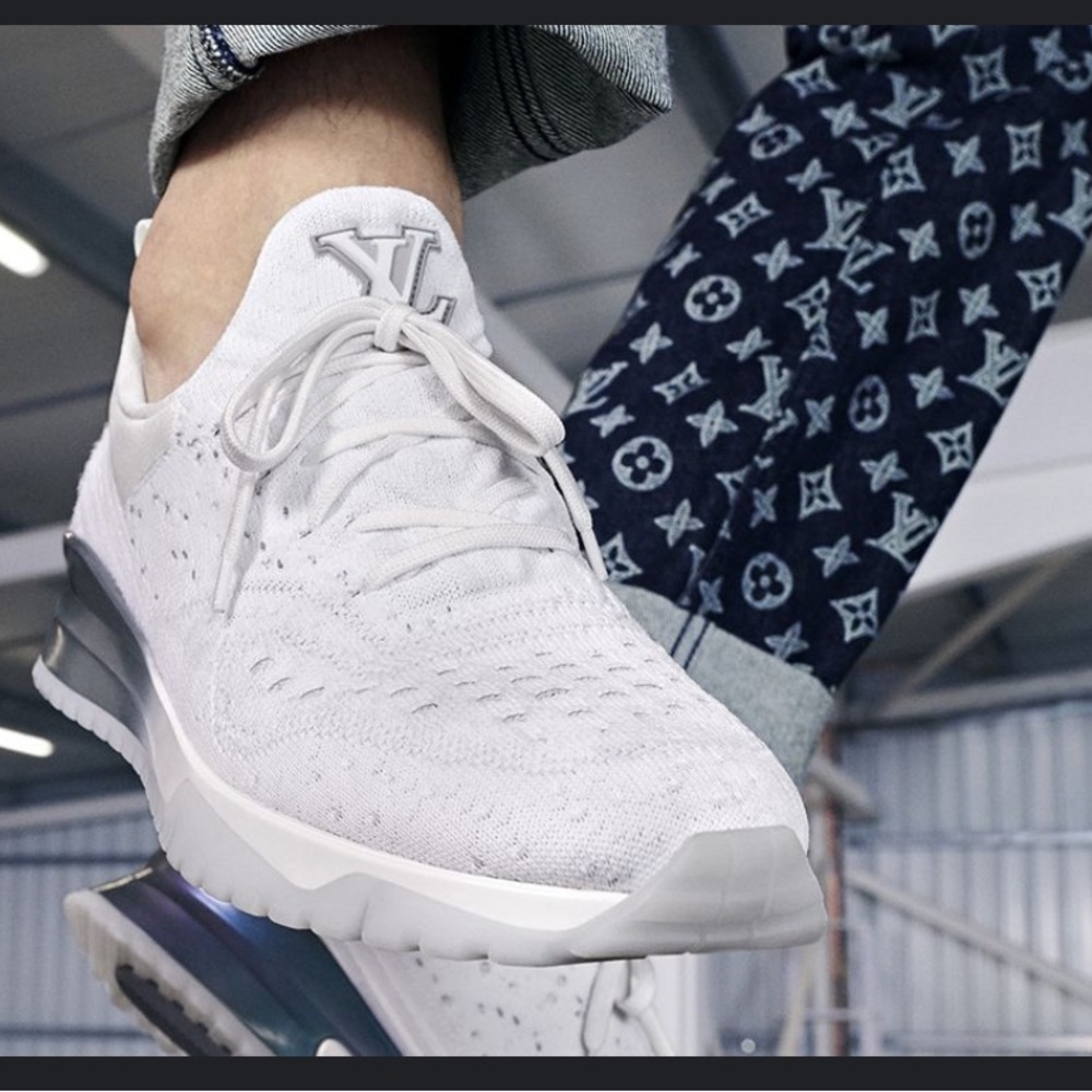Men’s Louis Vuitton VNR Sneaker - Picture 2 of 14